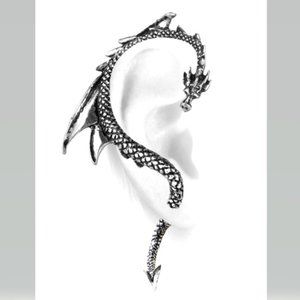 NWOT Dragon Ear Cuff Wrap